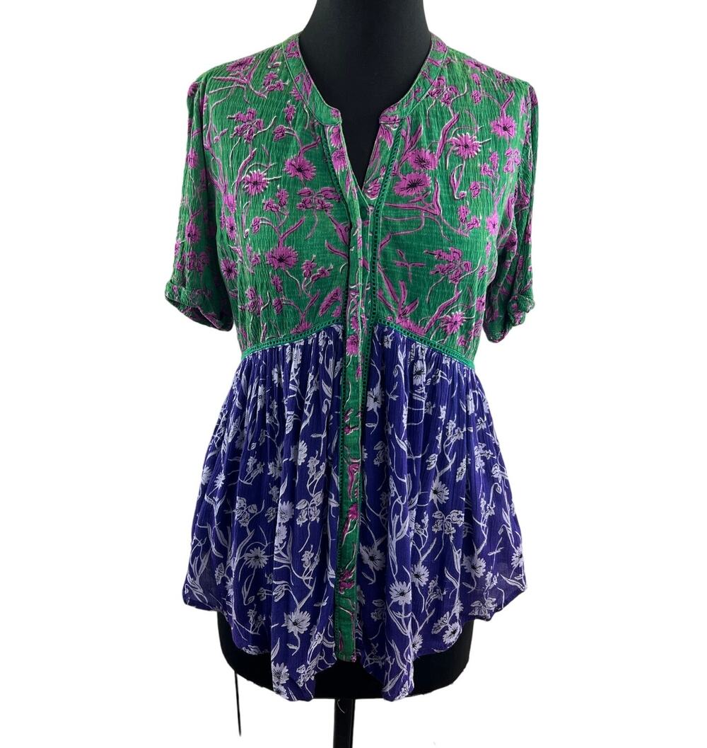Anthropologie Akemi + Kin Veria Tunic Button Top Blouse Green Blue Floral Sz XS